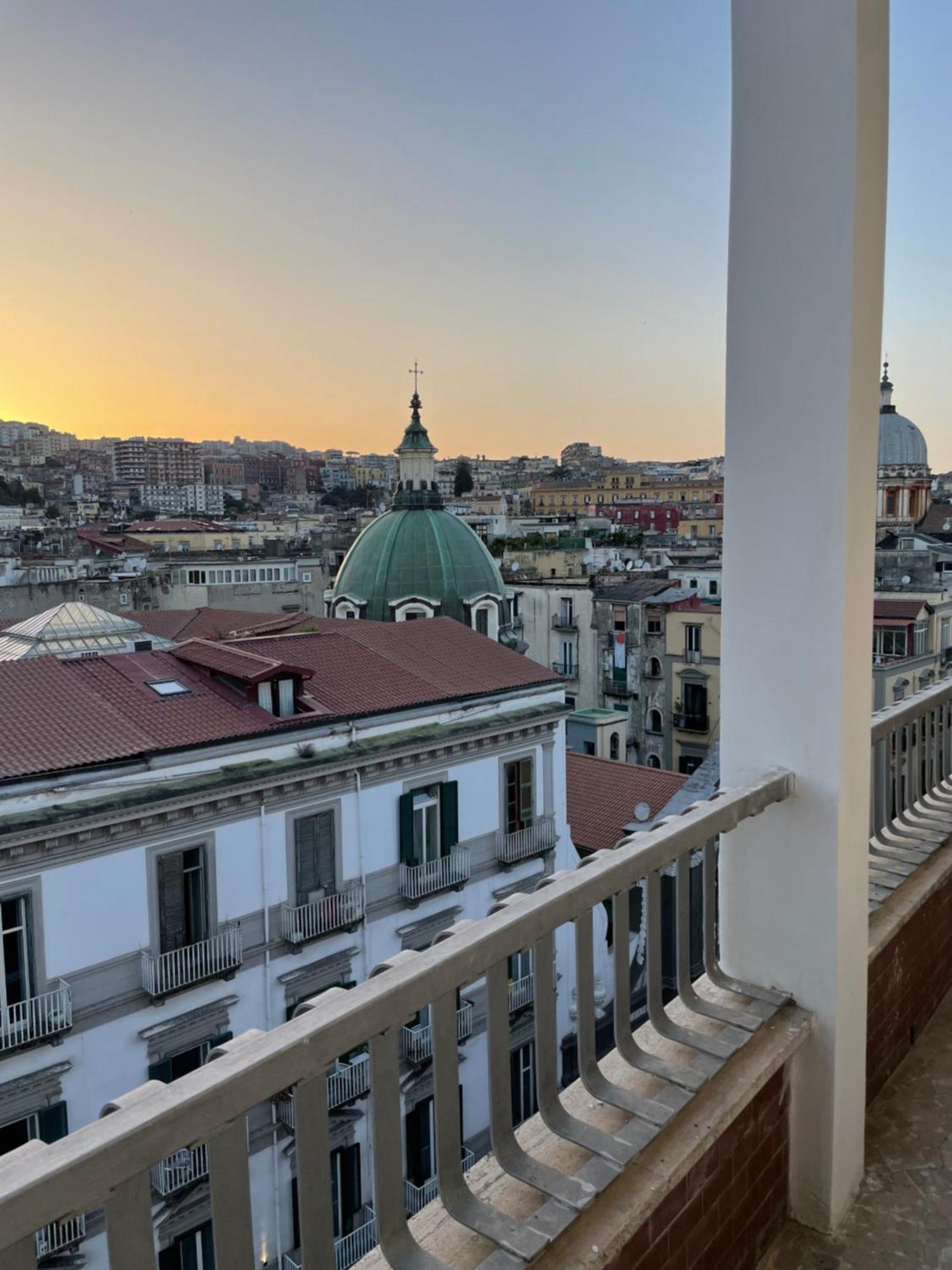 Le Stanze Di Partenope Naples Exterior photo